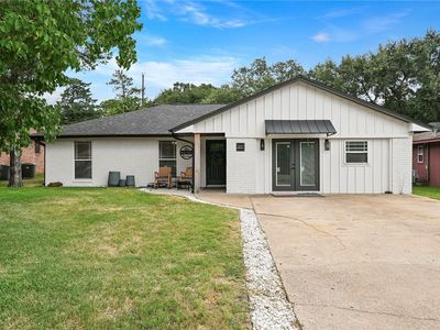 2517 Hardwood Dr