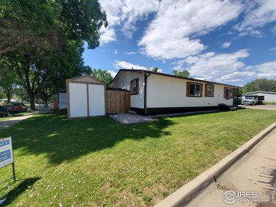 5852 Lake View Ct #102