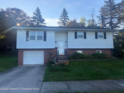 102 Seymour Ave