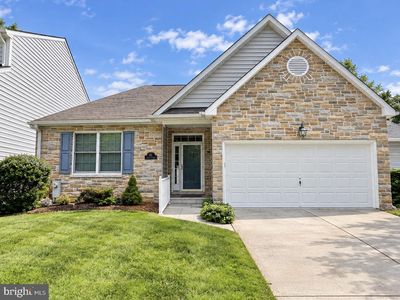 63 Crystal Ct