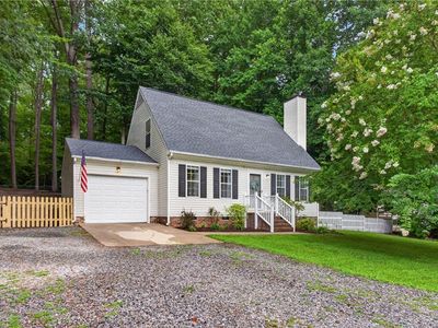 6213 Adams Hunt Dr