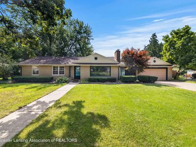 2813 E Westchester Rd