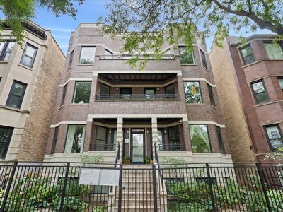 1939 N Humboldt Blvd #1S