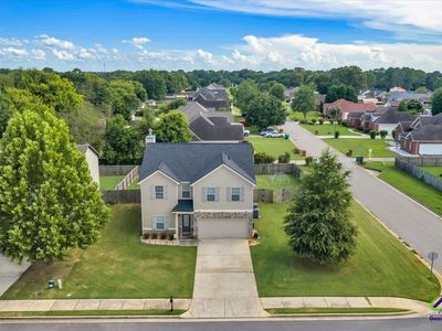 200 Amelia Dr