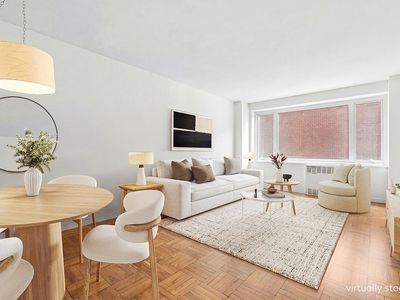 411 E 53rd St APT 4A