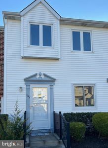 165 Yorktown Blvd