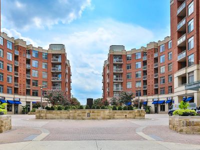 3600 Glebe Rd #406W