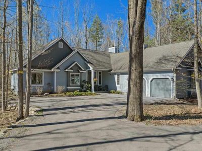 2412 Greenbriar
