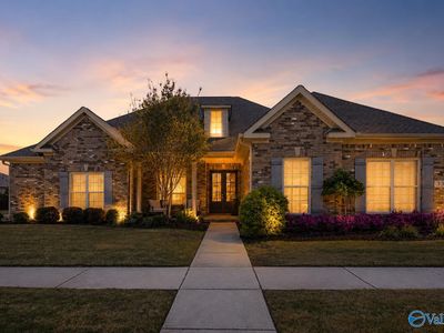 33 Wax Ln SW