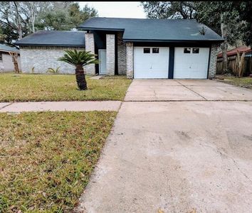 1739 Oakbury Dr