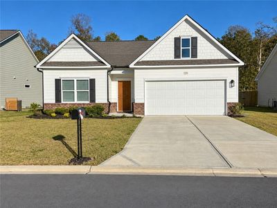 120 Royal Oak Dr