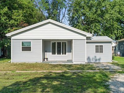 716 N Main St