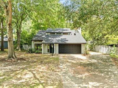 1160 Eagle Cir