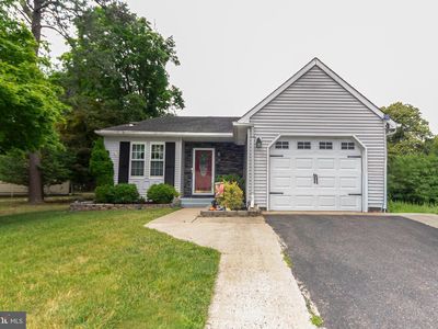 6 Stoneham Pl