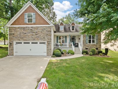 64 Eagle Pointe Way