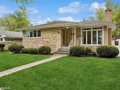 9431 Congress Park Ave