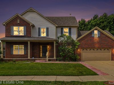 2106 Cattail Cir