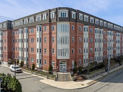 120 Wyllis Ave Unit 222