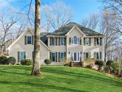 4502 Holly Forest Dr