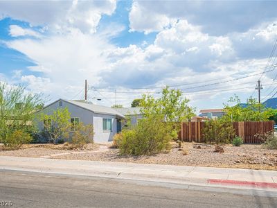 454 National St