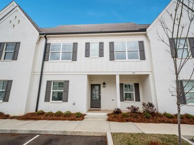 587 Meadow Crest Cir