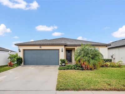 906 Swaying Sawgrass Ave