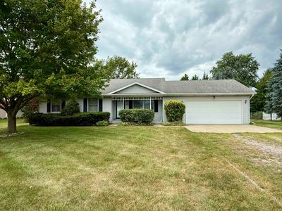 4888 S Eleven Mile Rd