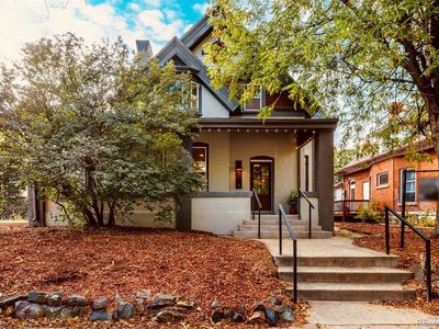 1111 N Corona Street