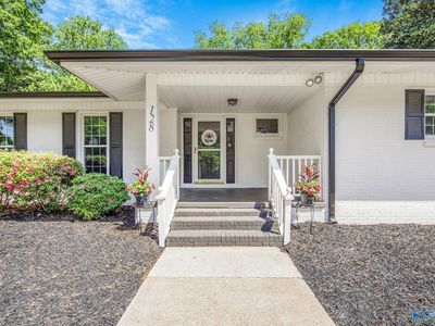 128 Jackson Ave