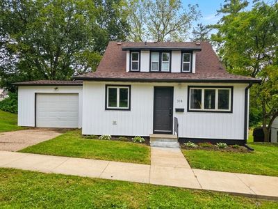 318 W 4th St