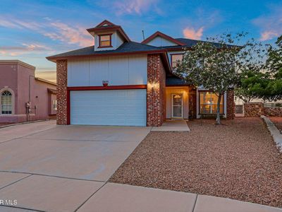 7425 Plaza Redonda Dr