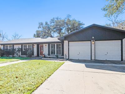 1603 N Las Palmas