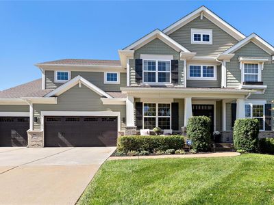 571 Vintage Grove Ct
