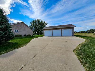 512 Spillway Dr