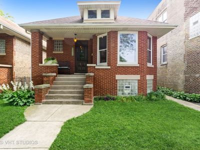 3255 N Kildare Ave