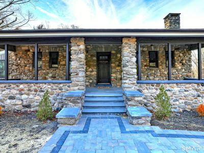 884 Grassy Hill Road