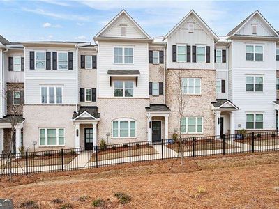 3322 Cranston Ln