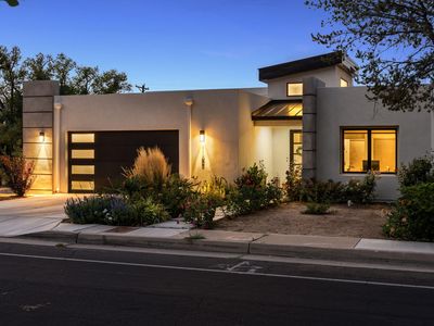 1100 Ridgecrest Dr SE