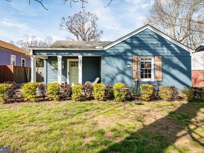 761 Bonnie Brae Ave SW