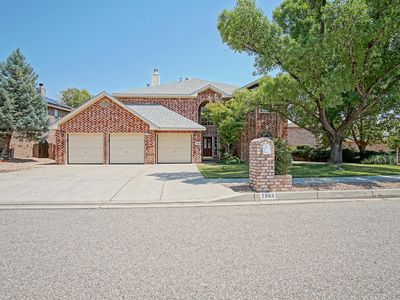 2869 W Island Loop SE