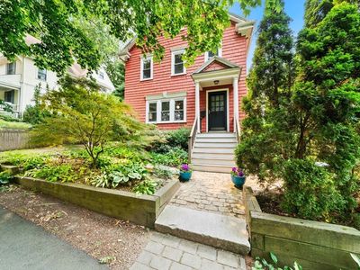 25 Maple Ave