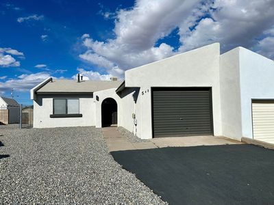 548 Star Villa Cir SE