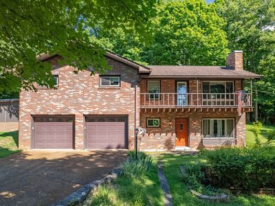 604 Crestland Dr