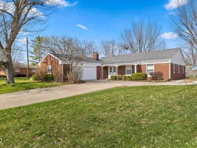 8109 Laura Lynne Ln