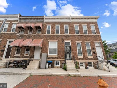 1838 E North Ave
