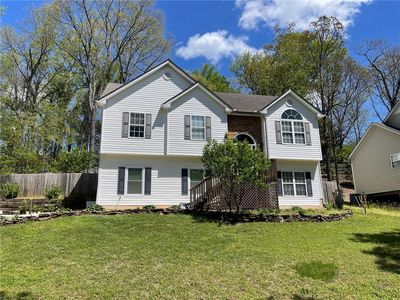 690 Maggie Mae Ln