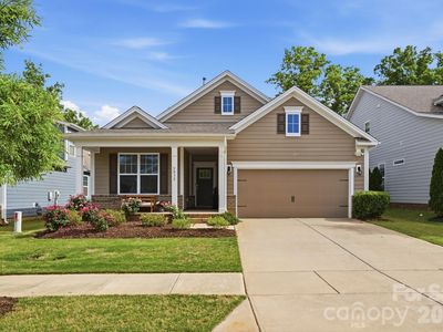 5032 Lydney Cir