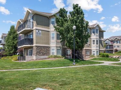 148 W Daybreak Ln