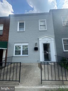 2841 Oakford Ave
