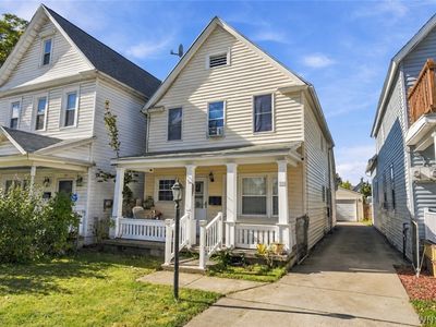 28 Burch Ave